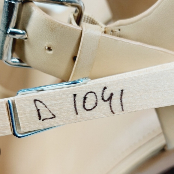 New NINE WEST Openit 9 Beige Vegan Platform Sandal D1041 - Picture 15 of 15